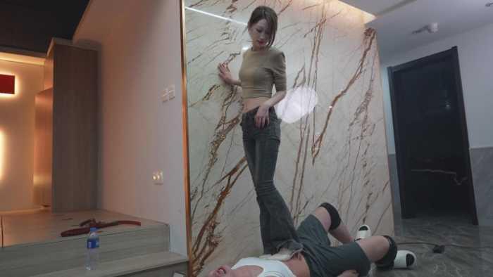 【爱秀套图】恶性虐牲畜，无认知无愧疚给M带去伤害和糟蹋，童声的小蜜 YC-250330-3