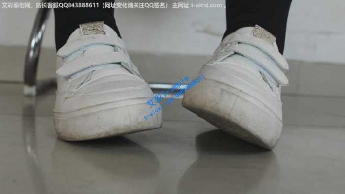 【爱秀套图】缩小+口水+语言调教+同学剧情（劲爆） JS250403~1