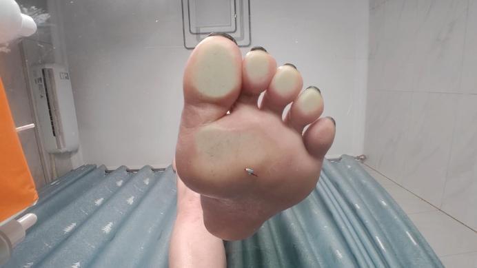 【爱秀套图】【羲又GTS】地板清理大师！ ACYC-2674