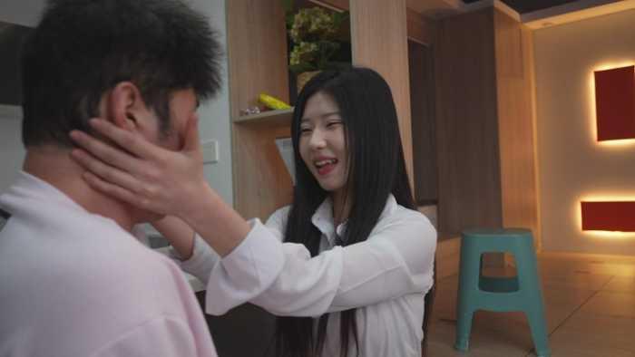 【爱秀套图】鱼七和小野耳光封顶专场 各种姿势体位 各种花样大耳光 YC-250402-2