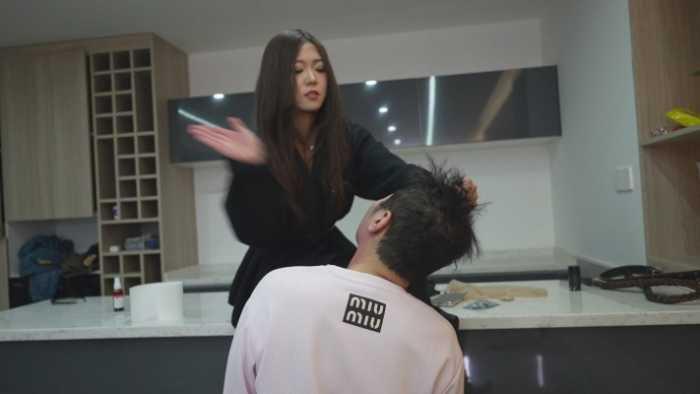 【爱秀套图】鱼七和小野耳光封顶专场 各种姿势体位 各种花样大耳光 YC-250402-2