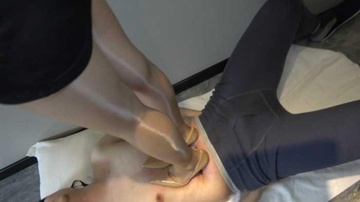 【爱秀套图】【彼岸花】热身踩踏后的高跟暴踩 YC-250402-4