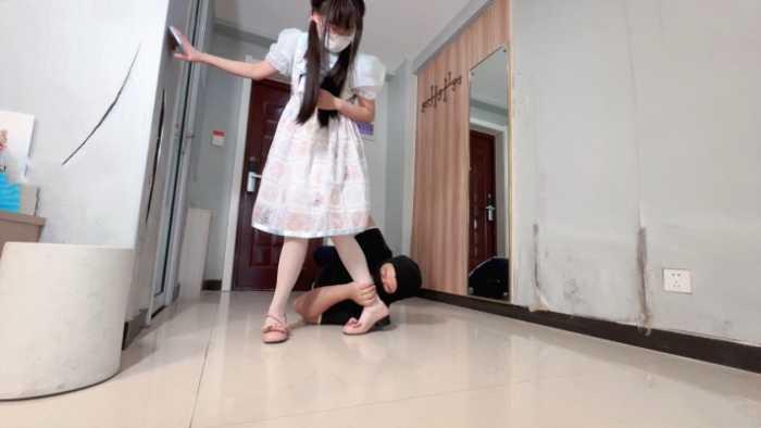 【爱秀套图】舔舐洛丽塔安妮 ACYC-4415