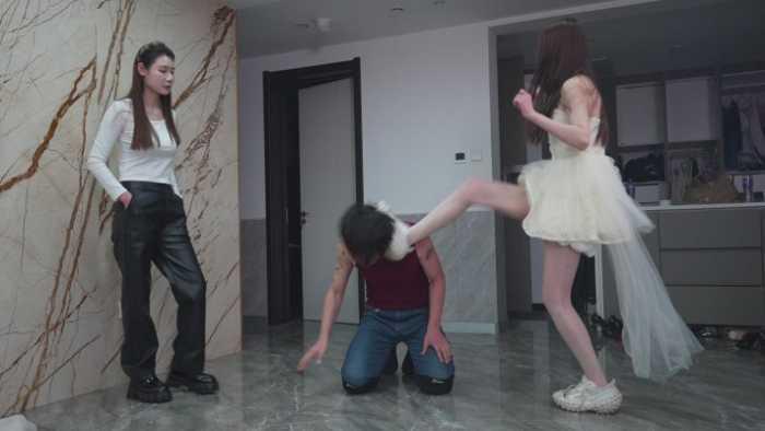 【爱秀套图】双s非人对待最高级，真M 仅需开头10秒就起生理反应 YC-250413-7