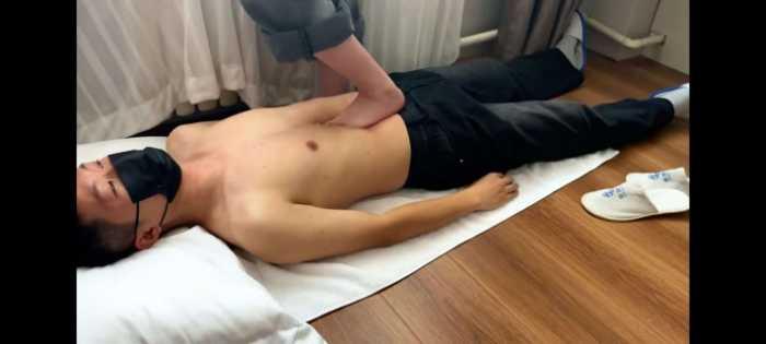 【爱秀套图】【低价福利】研究生裸足温柔踩踏（1） YC-250412-2