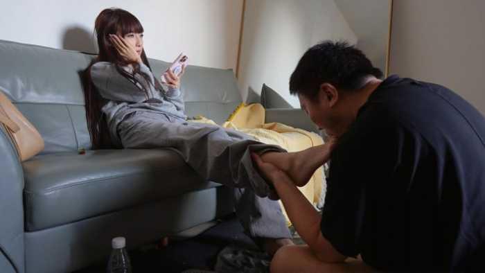 【爱秀套图】『红颜榜』桃子的脚奴——日常侍奉（一） YC-250414-3