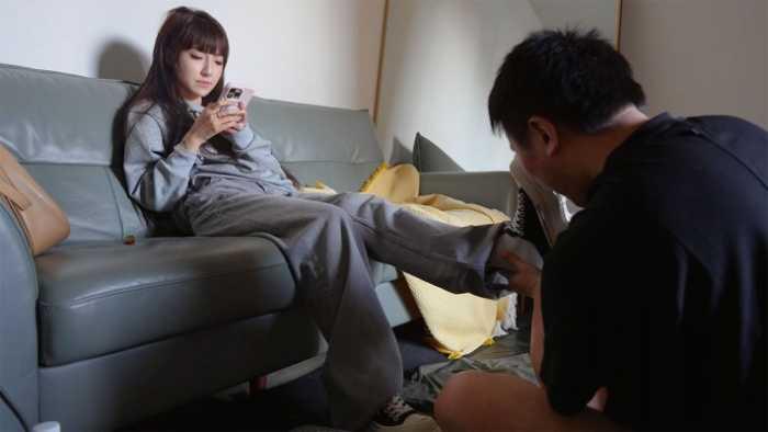 【爱秀套图】『红颜榜』桃子的脚奴——日常侍奉（一） YC-250414-3