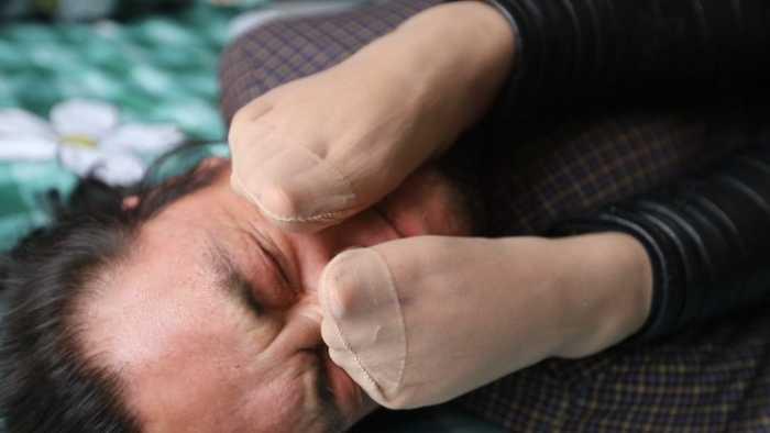 【爱秀套图】村花超臭短肉丝强迫踩脸素人闻臭丝 JS250417~1