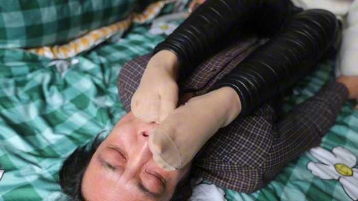 【爱秀套图】村花超臭短肉丝强迫踩脸素人闻臭丝 JS250417~1