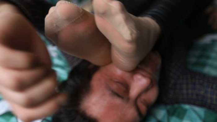 【爱秀套图】村花超臭短肉丝强迫踩脸素人闻臭丝 JS250417~1