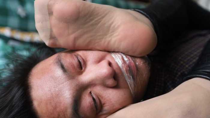 【爱秀套图】村花超臭短肉丝强迫踩脸素人闻臭丝 JS250417~1