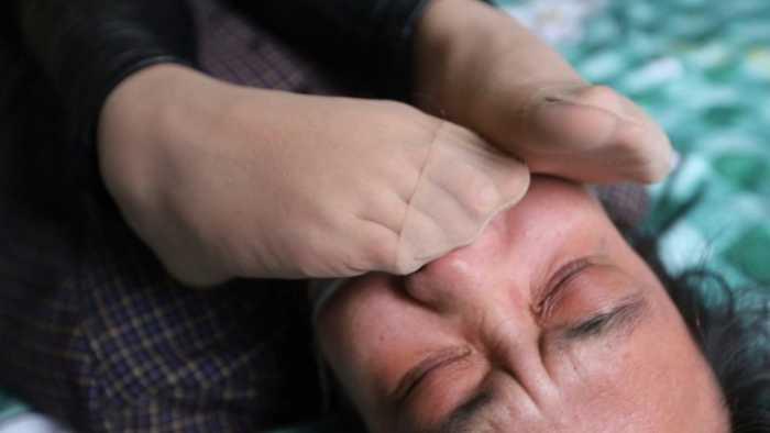 【爱秀套图】村花超臭短肉丝强迫踩脸素人闻臭丝 JS250417~1