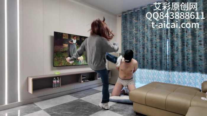 【爱秀套图】『chnnsct1818』运动鞋极限暴踢爆踹 YC-250416-5