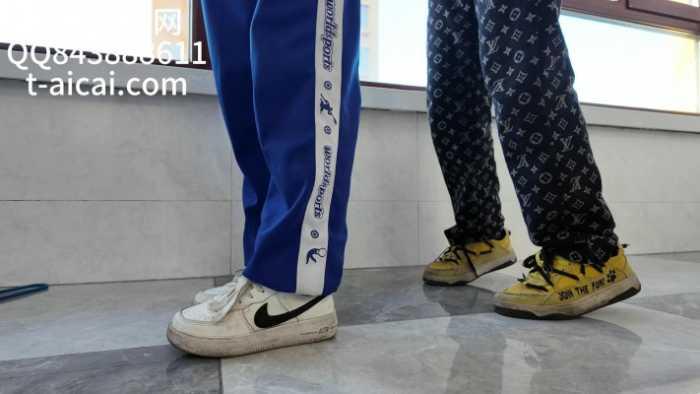 【爱秀套图】『chnnsct1818』学生情侣共同制作狗粮 YC-250416-2