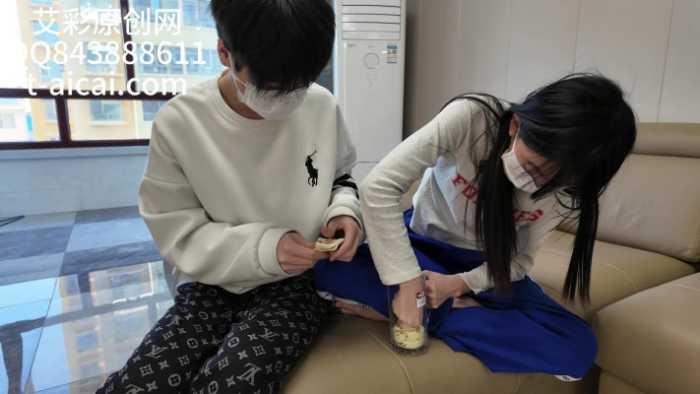 【爱秀套图】『chnnsct1818』学生情侣共同制作狗粮 YC-250416-2