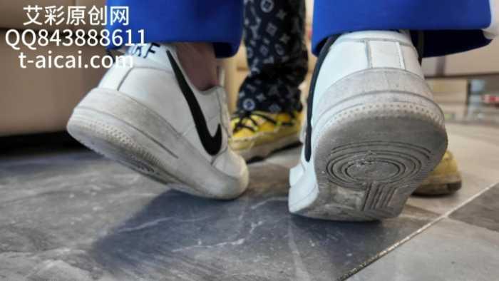 【爱秀套图】『chnnsct1818』学生情侣共同制作狗粮 YC-250416-2