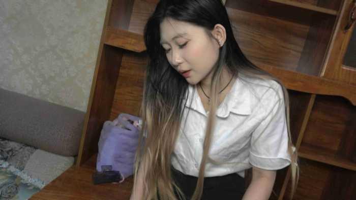 【爱秀套图】【小文S】高跟皮靴踩踏乳头 YC-250417-4