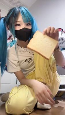 【爱秀套图】【1080P】芃芃大人高清第一视角羞辱合集 bf52517