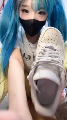 【爱秀套图】【1080P】芃芃大人高清第一视角羞辱合集 bf52517