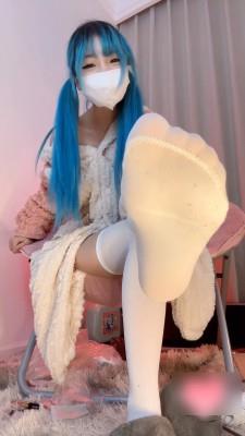 【爱秀套图】【1080P】芃芃大人高清第一视角羞辱合集 bf52517