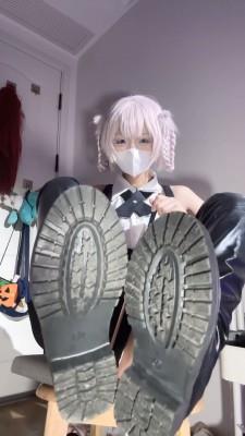 【爱秀套图】【1080P】芃芃大人高清第一视角羞辱合集 bf52517