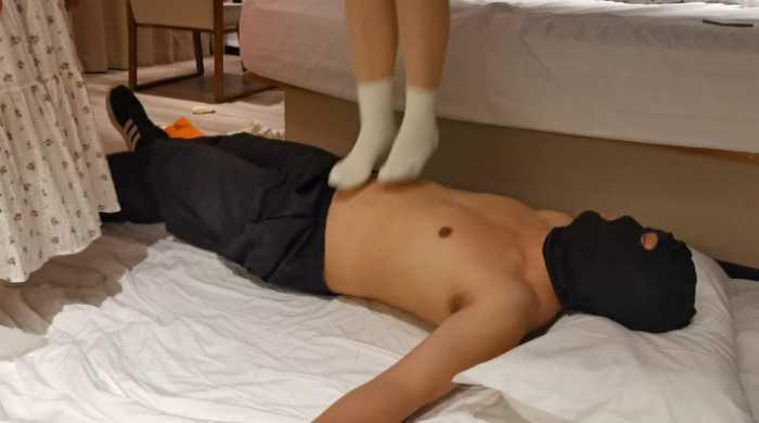 【爱秀套图】白袜的跳踩和剁踩 YC-250420-2