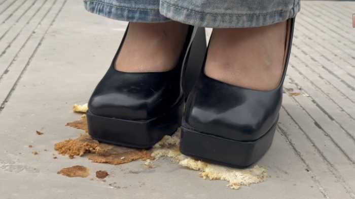 【爱秀套图】大美10cm高跟鞋踩蛋糕 YC-250424-2