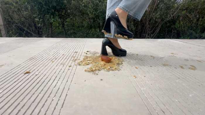 【爱秀套图】大美10cm高跟鞋踩蛋糕 YC-250424-2