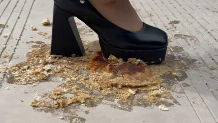 【爱秀套图】大美10cm高跟鞋踩蛋糕 YC-250424-2