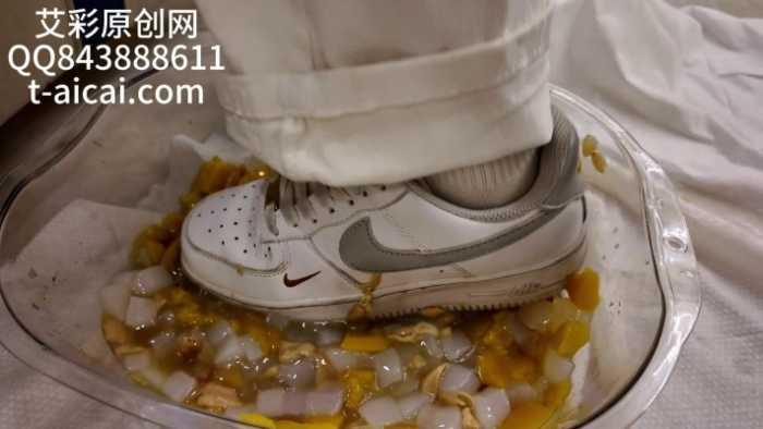 【爱秀套图】『chnnsct1818』超脏水果罐头制作喂食 YC-250424-3