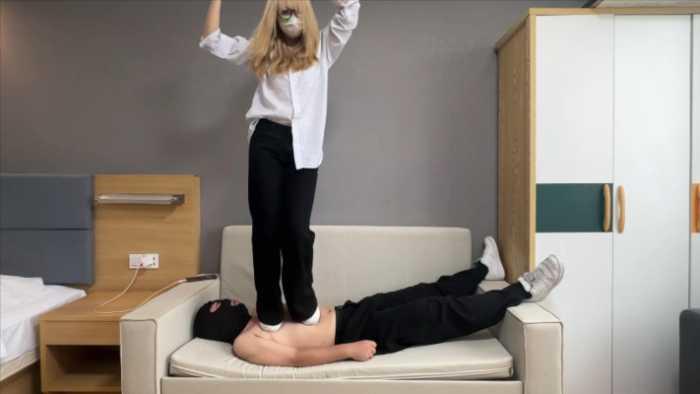 【爱秀套图】【小鲨鱼殿下】闺蜜在毯子身上跳舞 YC-250429-3