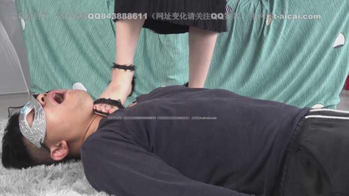 【爱秀套图】【南国原创】沫沫S惩罚进屋偷东西的贼 1080P YC-200516-6