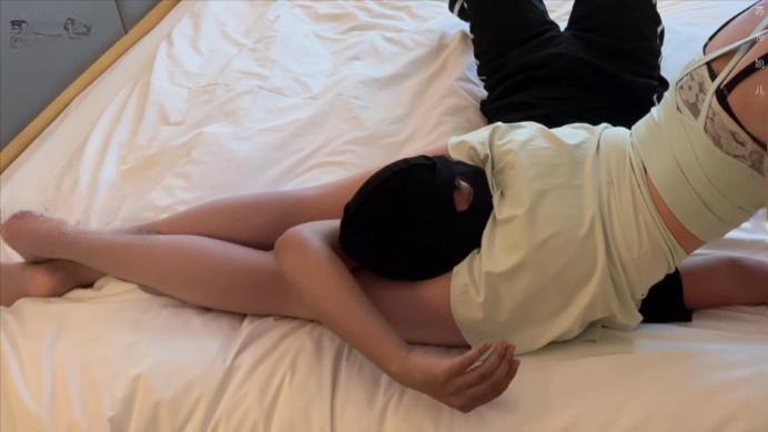 【爱秀套图】【婉儿】肉丝腿绞关节技拳击爆虐粉丝到求饶 ACYC-4519