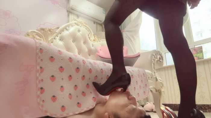 【爱秀套图】【兔粉粉】无尽的吸闻 YC-250511-6