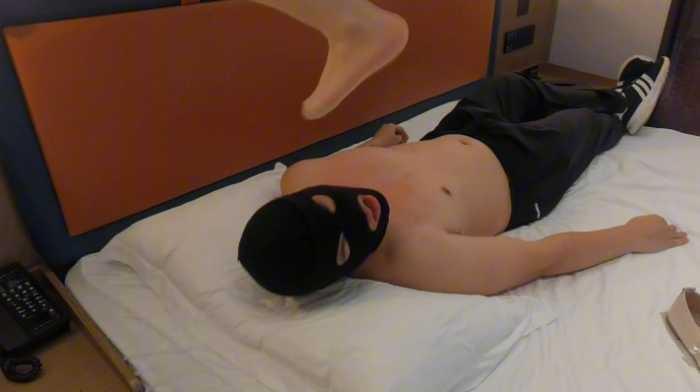 【爱秀套图】踩头肉丝玛丽珍20分钟 YC-250511-3