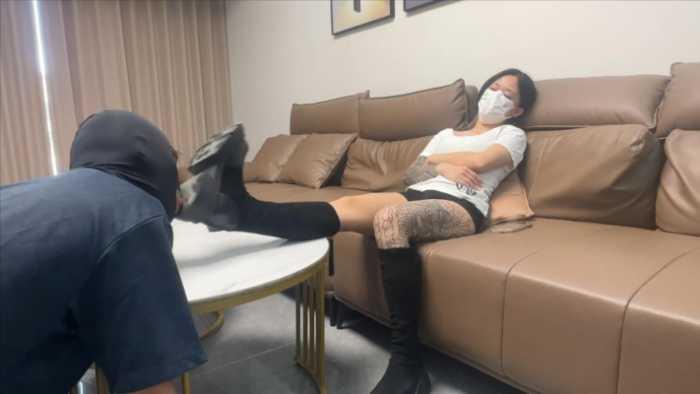 【爱秀套图】【卫校小琳殿下】长靴白袜首调 YC-250514-4