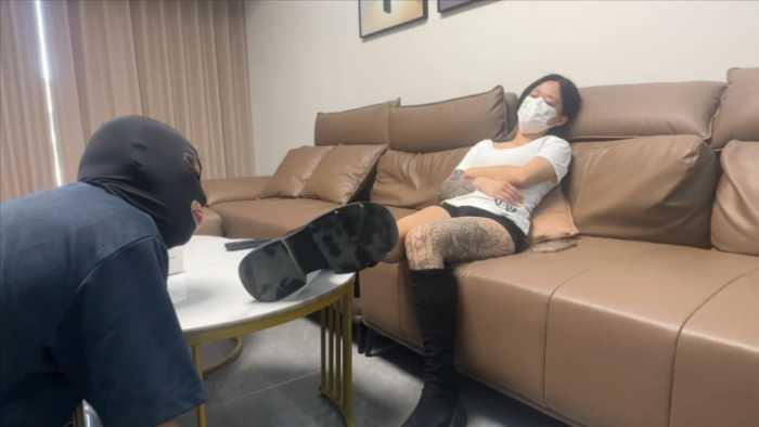 【爱秀套图】【卫校小琳殿下】长靴白袜首调 YC-250514-4