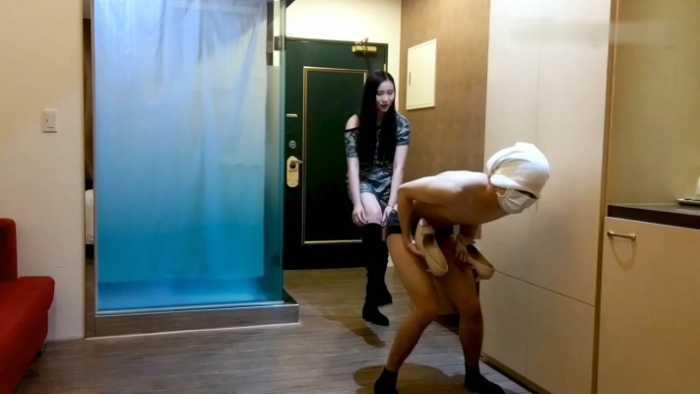 【爱秀套图】台湾踩踏俱乐部 别让我的高跟鞋掉下来 TWtidang