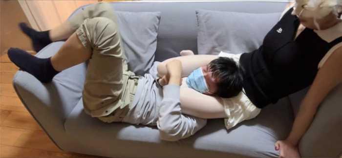 【爱秀套图】【婉儿原创】白丝双层套头绞到满脸通红求饶 ACYC-4499