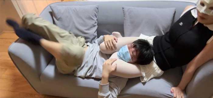 【爱秀套图】【婉儿原创】白丝双层套头绞到满脸通红求饶 ACYC-4499