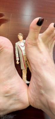 【爱秀套图】军统制服高跟鞋裸足审问 YC-250520-4