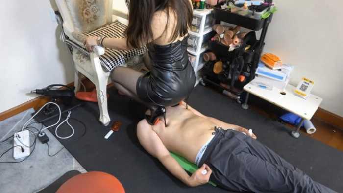 【爱秀套图】【飞鱼S】红底高跟重度踩乳 YC-250520-6