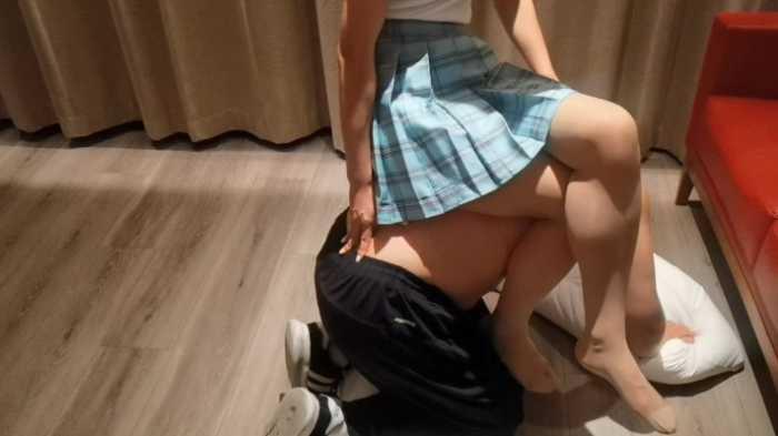 【爱秀套图】JK肉丝小皮鞋虐踩 YC-250527-2