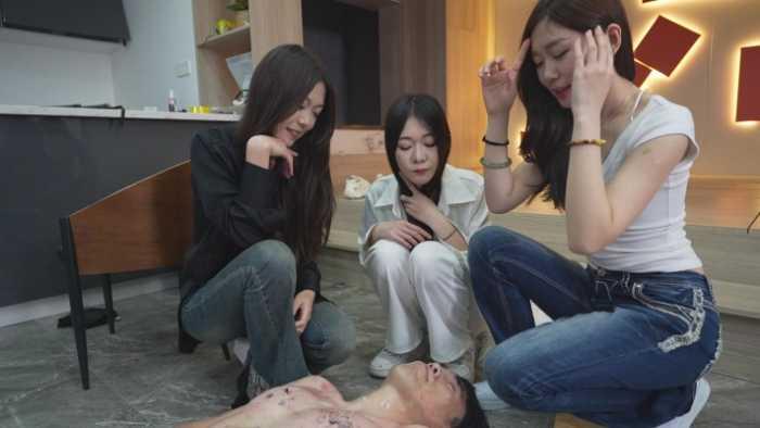 【爱秀套图】群s粗烟重烫狗烤肉 体无完肤 跆拳道悬踢头脚脚昏厥 YC-250529-5