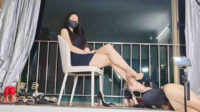 【爱秀套图】小贝祖宗超性感红甲三双鞋子，沉浸式恋足舔脚史诗级过肺 YC-250529-3