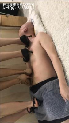 【爱秀套图】【素人S】三个漂亮小姐姐高跟群踩 YC-250530