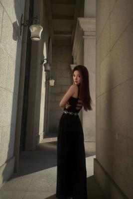 【爱秀套图】『红颜榜』00后模特挽帝入圈尝试玩脚奴 YC-250530-5