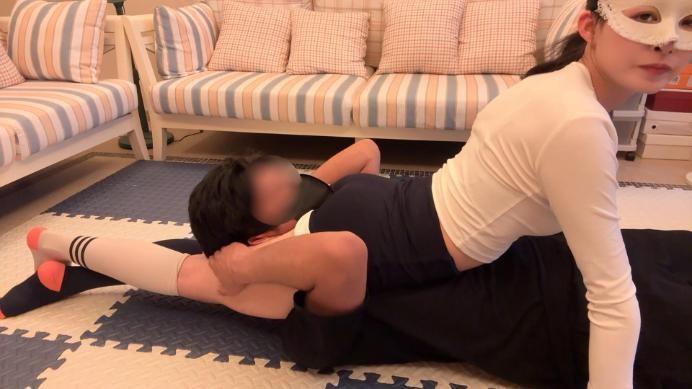 【爱秀套图】让初次体验的粉丝感受被绞的感觉 ACYC-4577