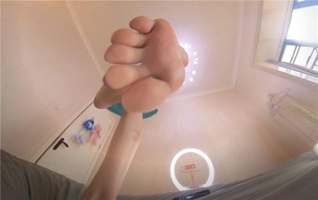 【爱秀套图】【GTS-VR】莫瑶女神-囚笼启动缩小入鞋 JS250604~1