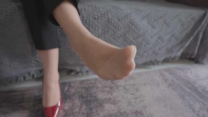 【爱秀套图】【贝琳】肉丝虐狗奴合集 BLHJ1